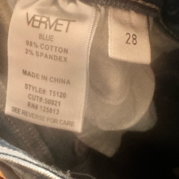 Vervet Women's Blue Jeans - Picture 4 of 4